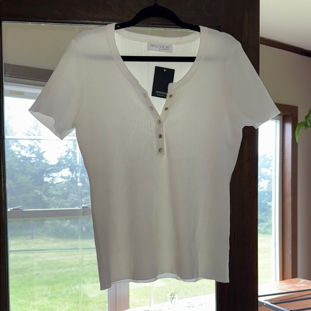 Impressions Ivory Ribbed Buttoned Tee